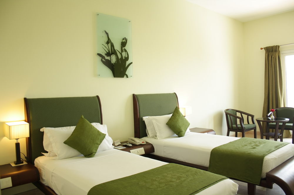 Hotel Atithi Pondicherry Exterior foto
